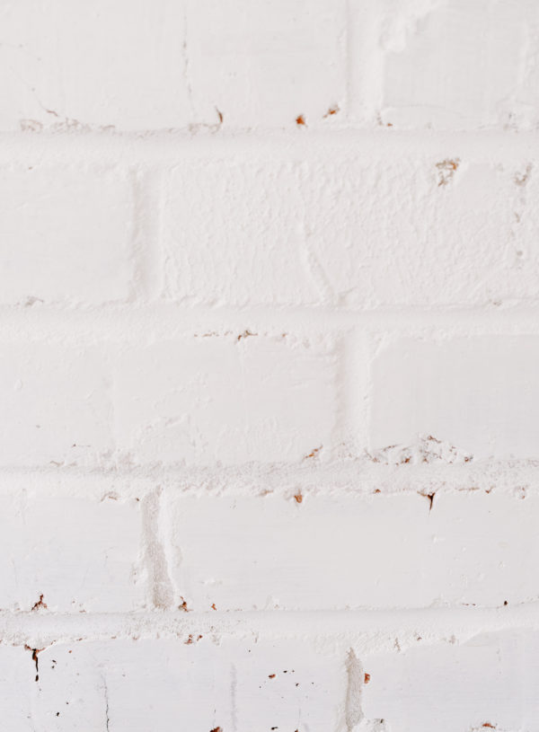 Simple & White